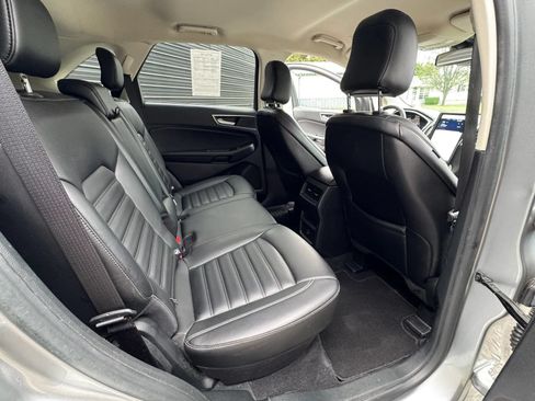 Used 2021 Ford Edge SEL AWD/4WD image 18