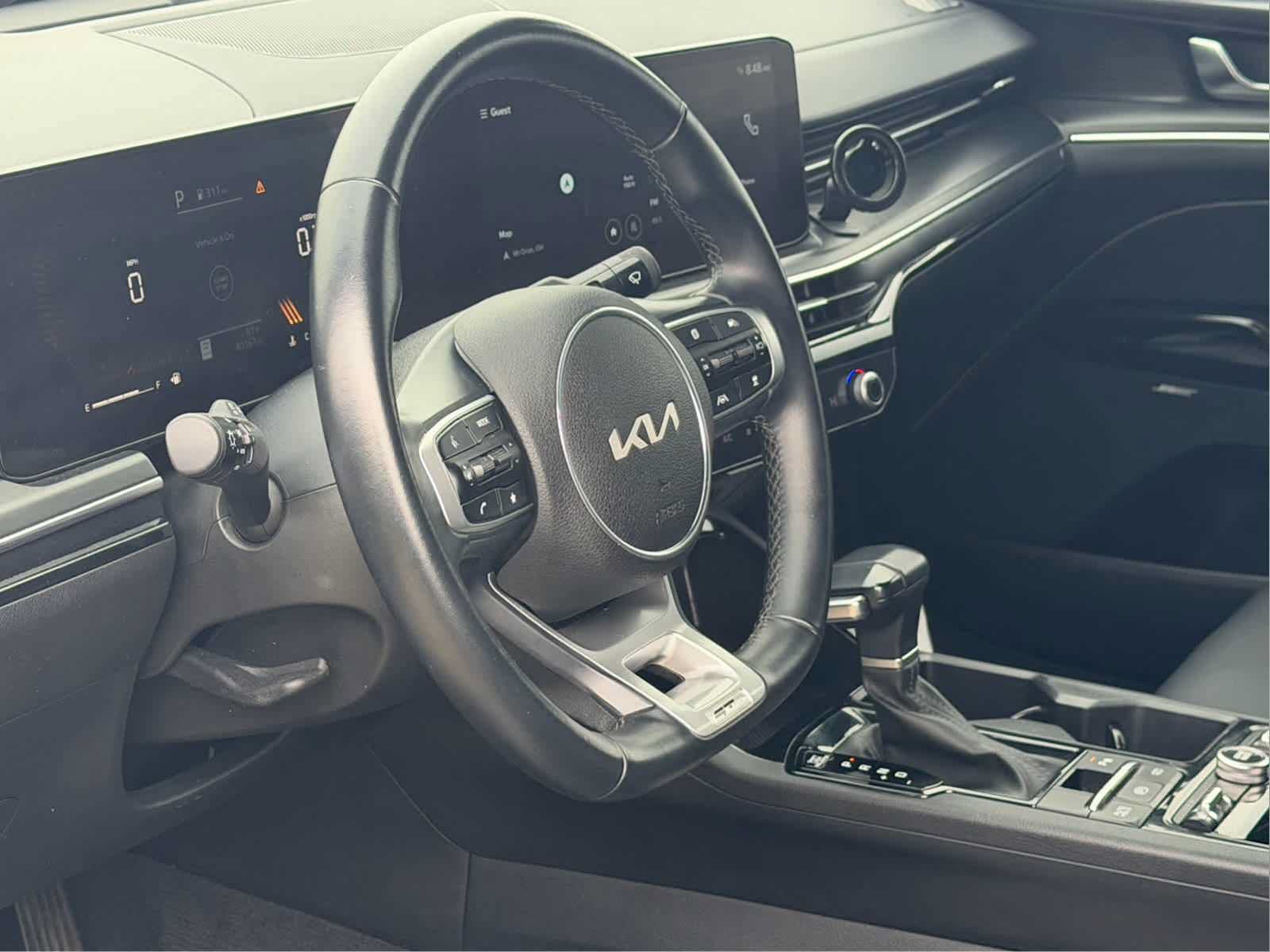 Used 2025 Kia K5 GT-Line w/ GT-Line Premium Package FWD image 18