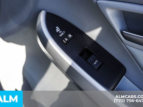 Used 2013 Toyota Prius One image 46