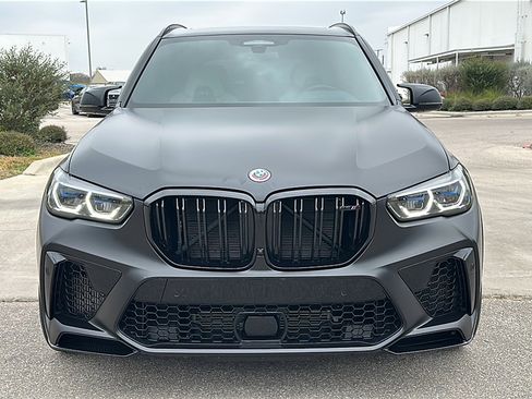 Used 2022 BMW X5 M w/ Competition Package 2 image 11