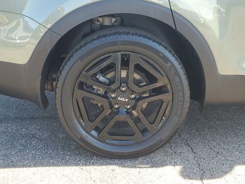 Used 2023 Kia Telluride EX X-Line AWD/4WD image 5