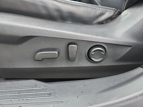 Certified 2022 Subaru Outback Limited image 35