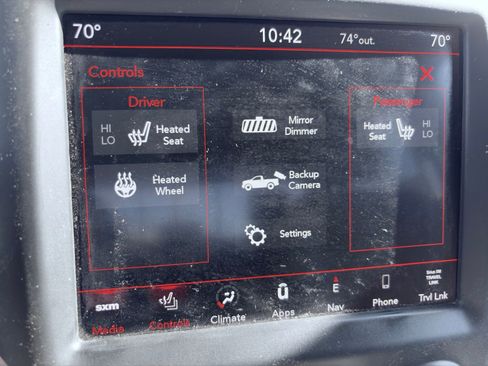 Used 2020 RAM 1500 Classic SLT w/ Luxury Group image 20