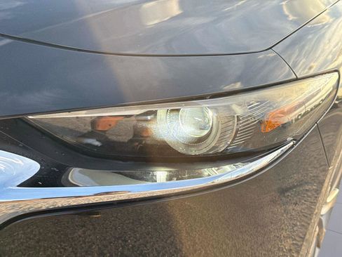 Used 2019 MAZDA MAZDA3 Sedan w/ Premium Package image 9