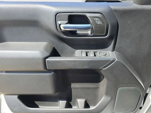 Used 2022 Chevrolet Silverado 1500 Custom image 20