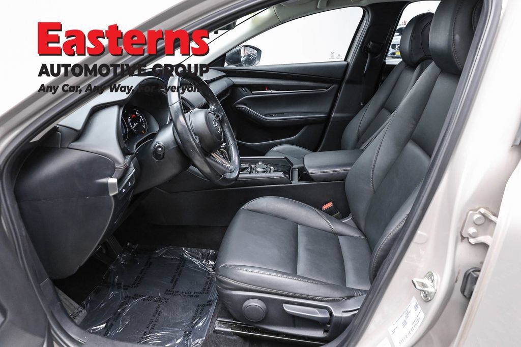Used 2024 MAZDA MAZDA3 s FWD image 13