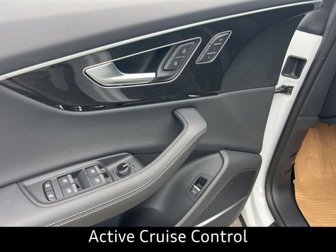 New 2026 Audi Q8 Premium Plus AWD/4WD image 22