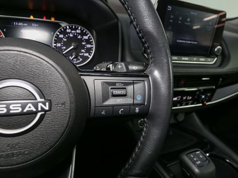 Used 2023 Nissan Rogue SL AWD/4WD image 29
