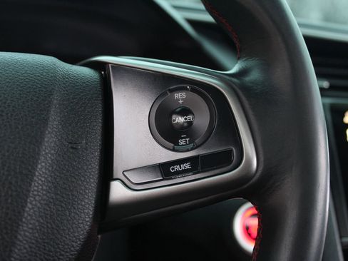 Used 2018 Honda Civic Si image 27