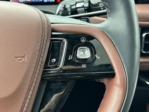 Used 2025 Lincoln Aviator Reserve w/ Equipment Group 201A AWD/4WD image 30