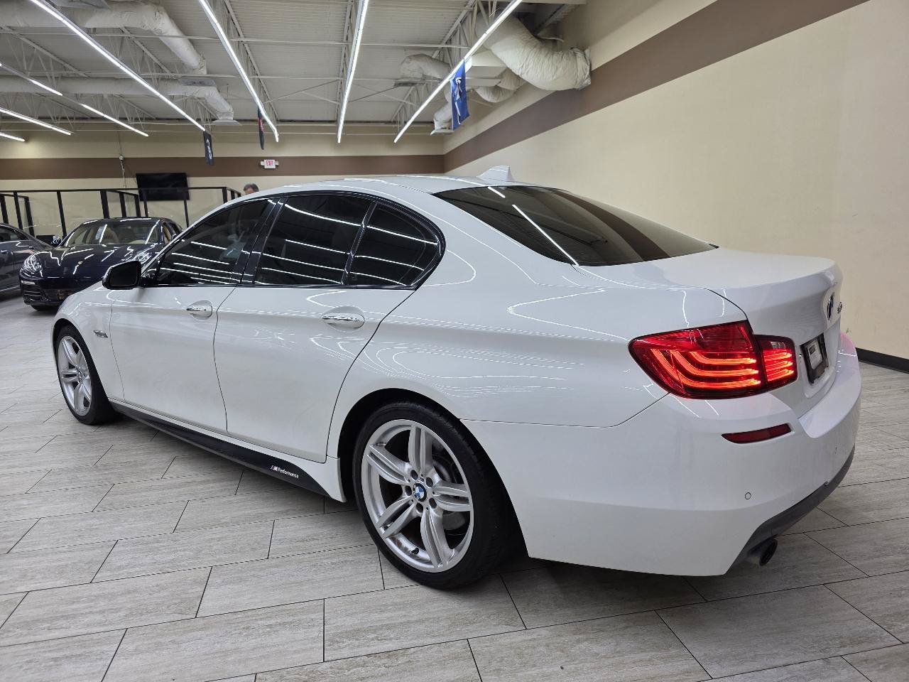 Used 2016 BMW 535i Sedan RWD image 9