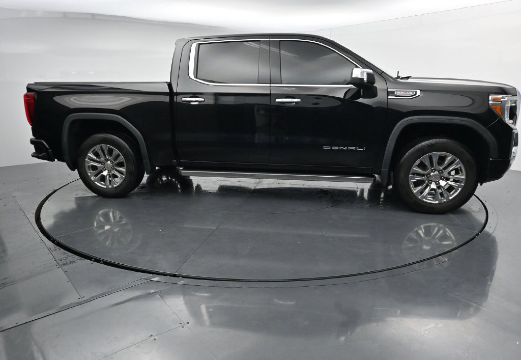 Used 2019 GMC Sierra 1500 Denali w/ Denali Ultimate Package AWD/4WD image 9