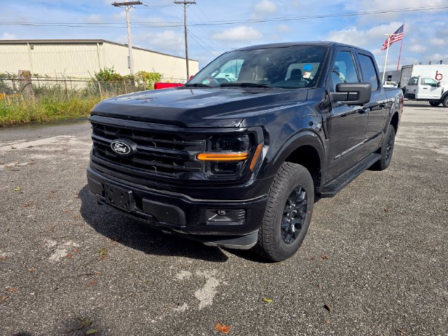 Used 2024 Ford F150 XLT w/ XLT Black Appearance Package AWD/4WD image 9