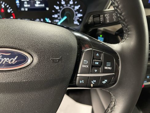 Used 2022 Ford Escape SE w/ Convenience Package image 17