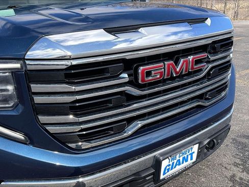 Used 2023 GMC Sierra 1500 SLT image 33
