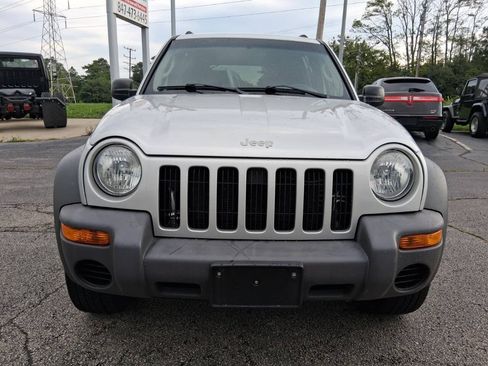 Used 2004 Jeep Liberty Sport w/ PWR Convenience Group RWD image 2
