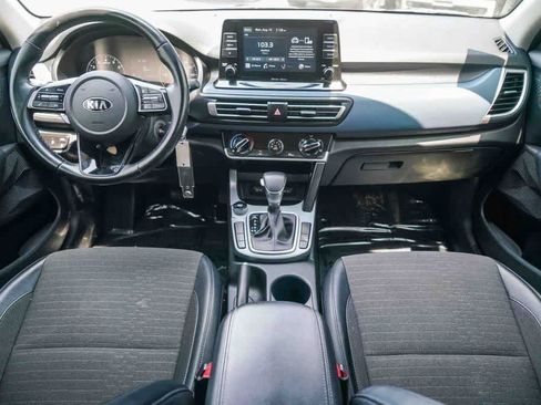Certified 2021 Kia Seltos S FWD image 11
