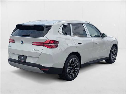 Used 2025 BMW X3 xDrive30i w/ Convenience Package AWD/4WD image 2