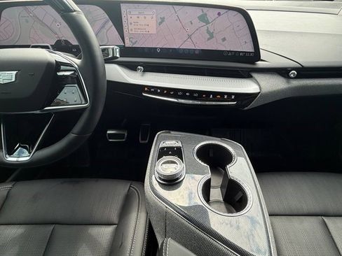 Certified 2026 Cadillac Optiq Sport 2 AWD/4WD image 3
