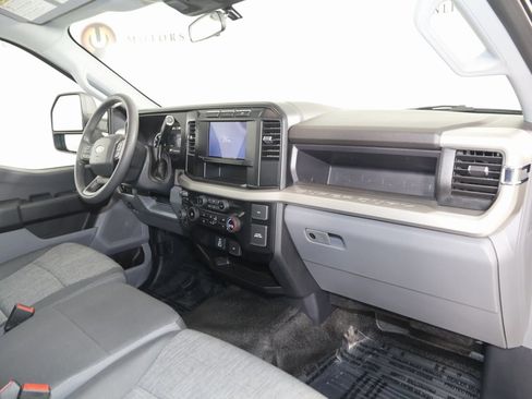 Used 2024 Ford F350 XL w/ Snow Plow/Camper Package image 37