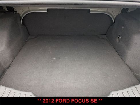 Used 2012 Ford Focus SE image 8