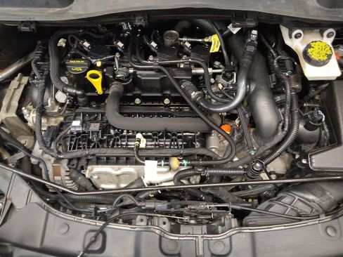 Used 2019 Ford Escape SE FWD image 30