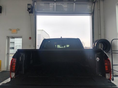 Used 2023 Honda Ridgeline Black Edition image 7