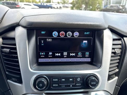 Used 2018 GMC Yukon SLE w/ SLE Value Package AWD/4WD image 13