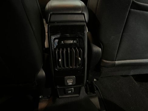 Used 2025 Jeep Compass Limited AWD/4WD image 23