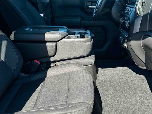 Used 2022 Chevrolet Silverado 1500 Custom image 21