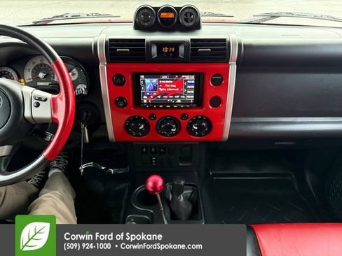 Used 2012 Toyota FJ Cruiser Base image 28