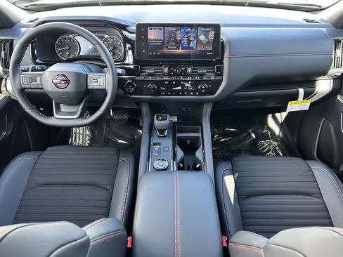 New 2026 Nissan Pathfinder Rock Creek w/ Rock Creek Premium Package AWD/4WD image 22