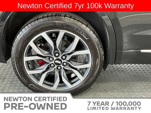 Used 2023 Cadillac XT6 Sport w/ Technology Package AWD/4WD image 70