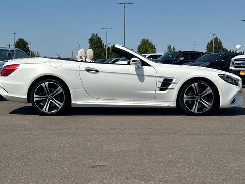 Used 2017 Mercedes-Benz SL 450 image 4