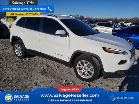 Used 2017 Jeep Cherokee Latitude w/ Comfort/Convenience Group image 5