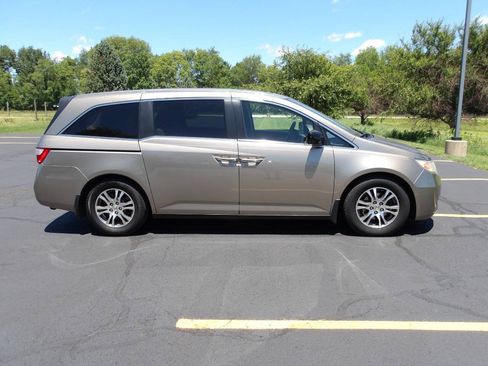 Used 2013 Honda Odyssey EX-L image 2