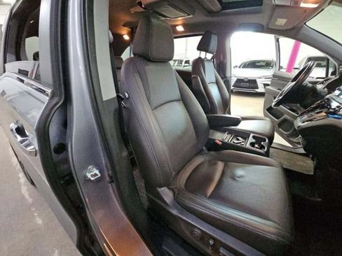 Used 2024 Honda Odyssey Touring image 23