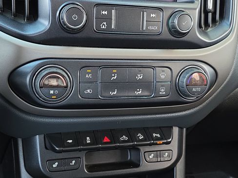 Used 2020 Chevrolet Colorado Z71 image 20