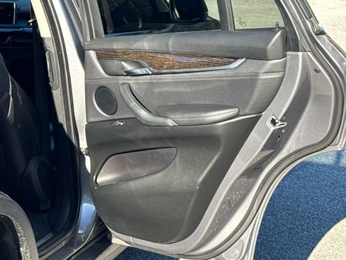 Used 2014 BMW X5 xDrive35i image 16