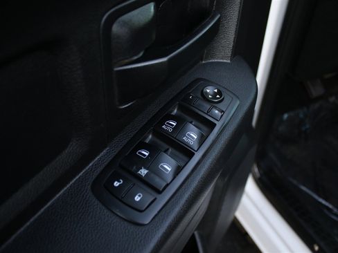 Used 2017 RAM 2500 Tradesman w/ Popular Equipment Group image 18