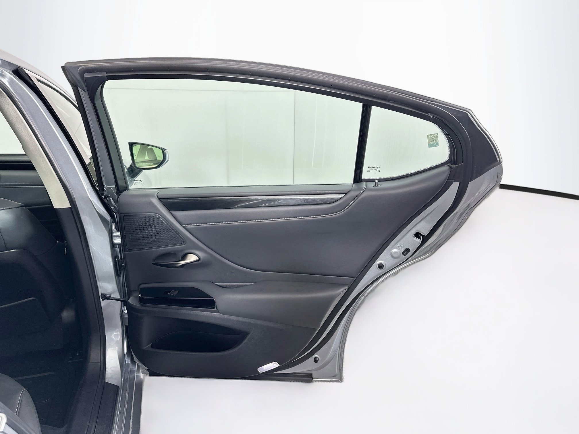 Used 2023 Lexus ES 350 w/ Accessory Package (Z1) FWD image 31