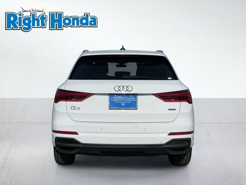 Used 2025 Audi Q3 2.0T Premium AWD/4WD image 7