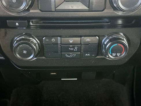 Used 2018 Ford F150 XLT RWD image 18