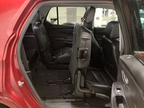 Used 2018 Chevrolet Traverse Premier image 8