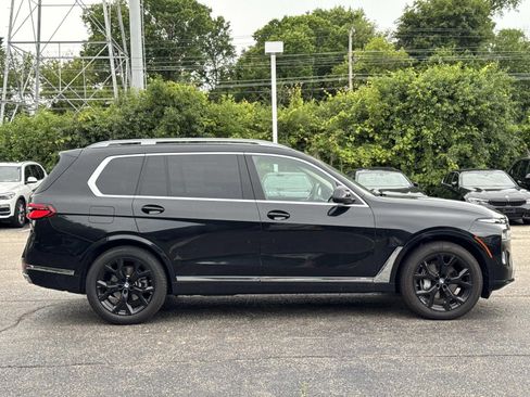 Used 2024 BMW X7 xDrive40i AWD/4WD image 4