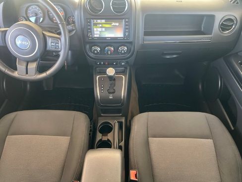 Used 2016 Jeep Patriot Latitude w/ Trailer Tow Prep Group AWD/4WD image 17