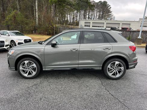 New 2025 Audi Q3 2.0T Premium image 8