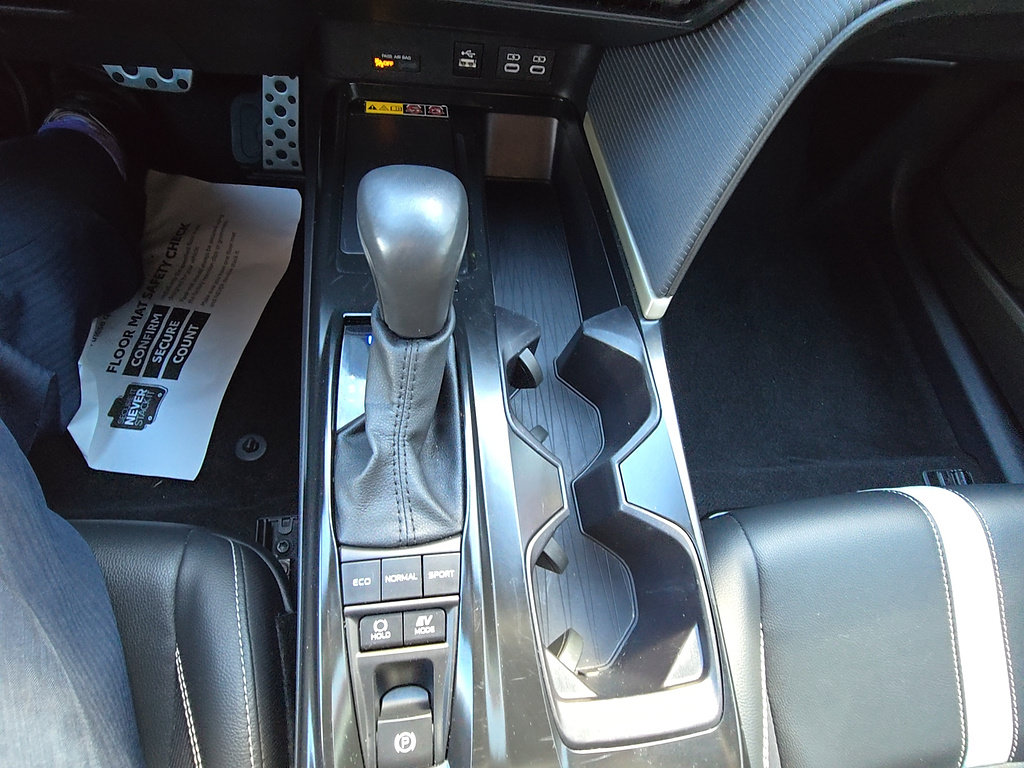 Certified 2025 Toyota Camry SE FWD image 13