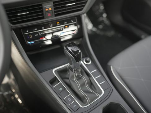 New 2025 Volkswagen Jetta Sport FWD image 15