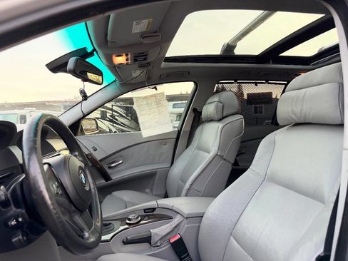 Used 2007 BMW 530xi Wagon image 12